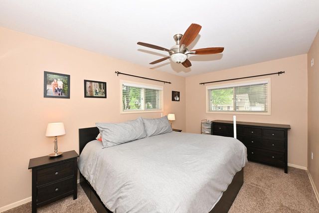246 North AVENUE, Hartland, WI 53029