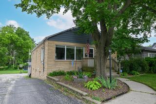 246 North AVENUE, Hartland, WI 53029