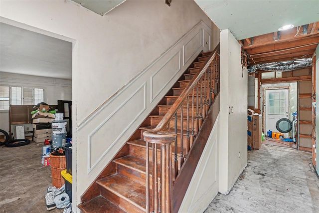 7041 JASMIN DRIVE, New Port Richey, FL 34652