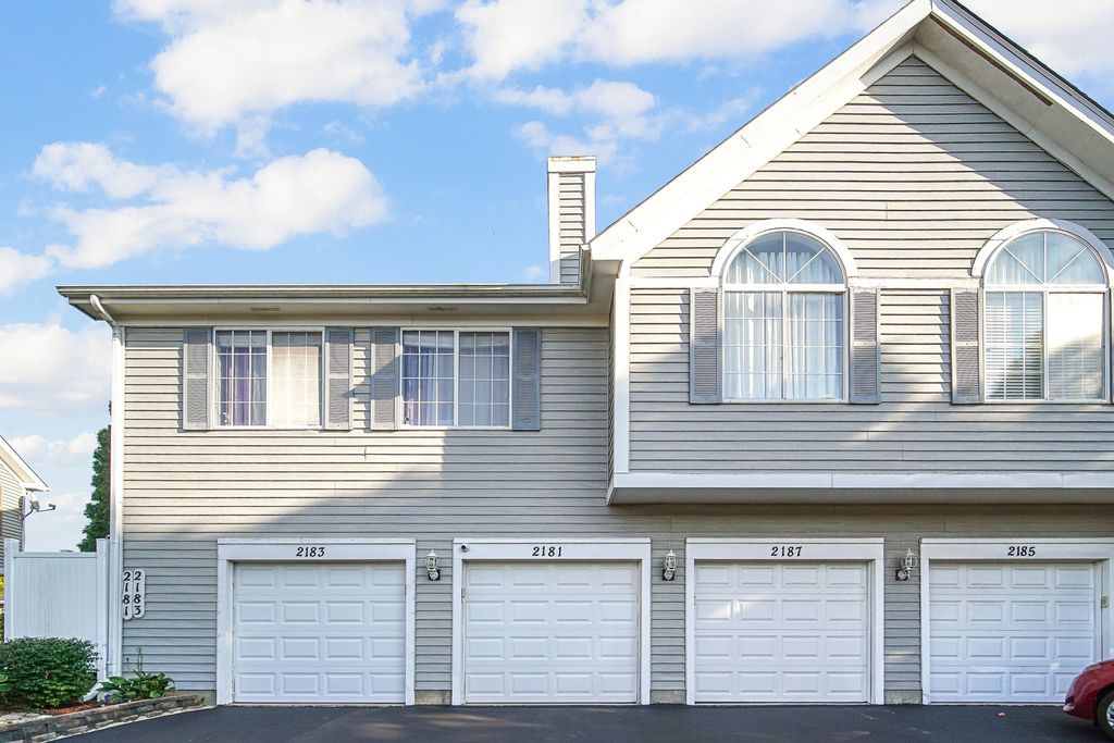 2181 Colorado Avenue, Elgin, IL 60123