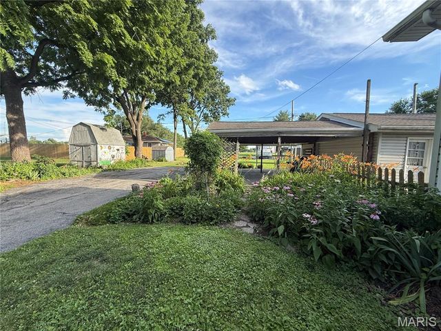 1306 Main Street, South Roxana, IL 62087