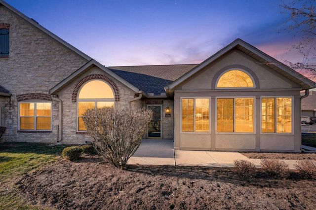 7529 Red Maple Place, Westerville, OH 43082