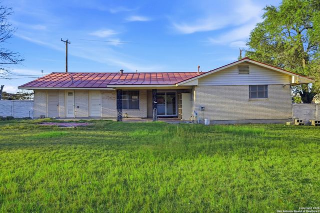 9366 Schaefer Rd, Converse, TX 78109