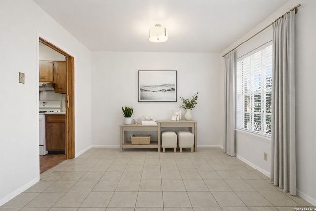 9366 Schaefer Rd, Converse, TX 78109