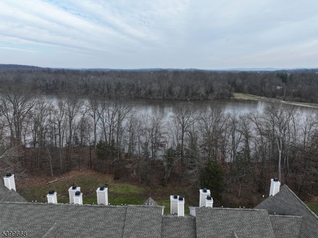 1305 S Branch Dr, Readington Twp., NJ 08889