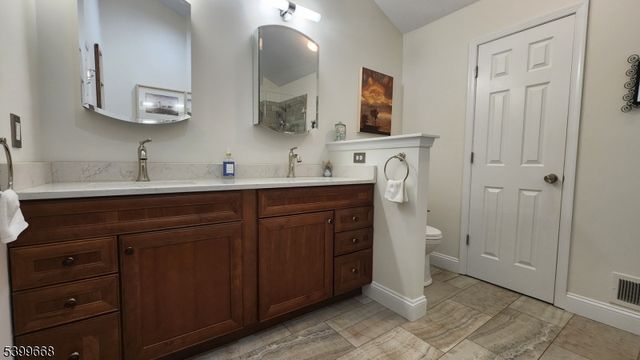 1305 S Branch Dr, Readington Twp., NJ 08889