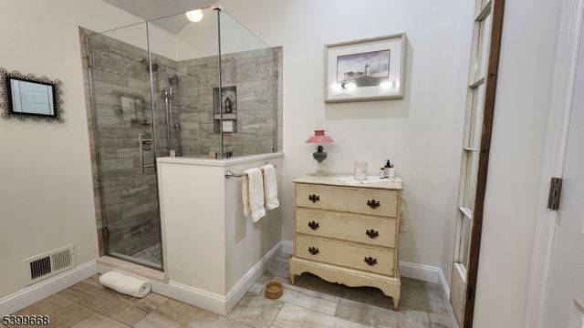 1305 S Branch Dr, Readington Twp., NJ 08889