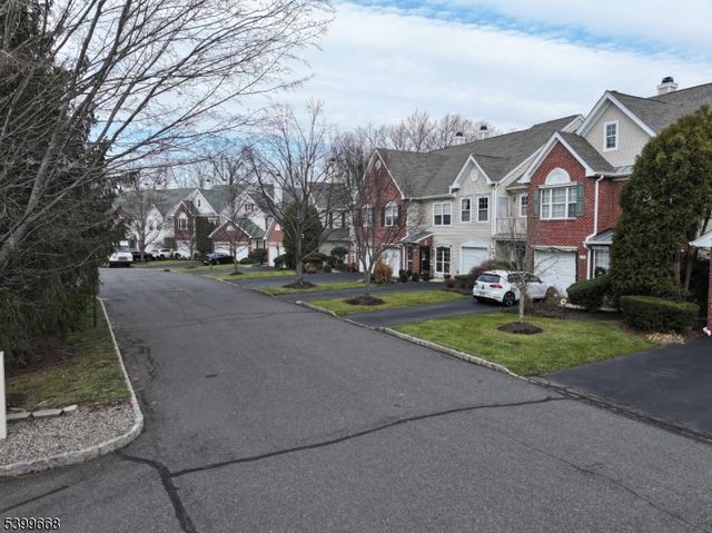 1305 S Branch Dr, Readington Twp., NJ 08889