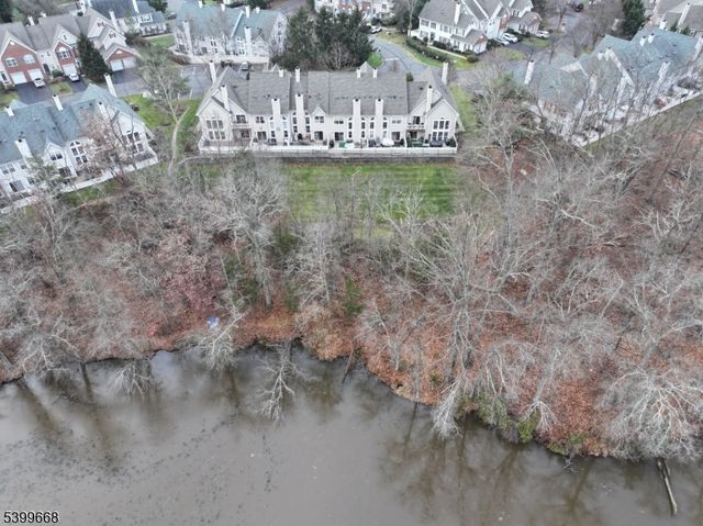 1305 S Branch Dr, Readington Twp., NJ 08889