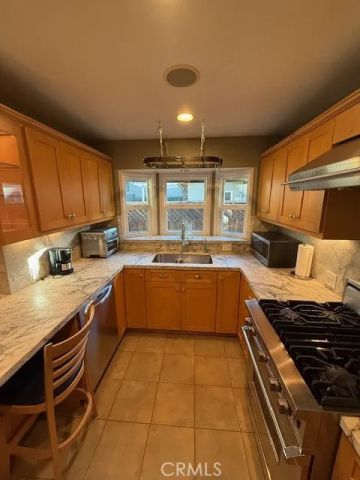 4528 Farmdale, Studio City, CA 91602