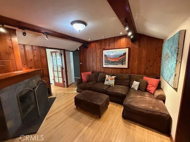 4528 Farmdale, Studio City, CA 91602