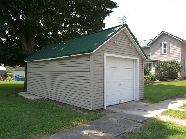 210 N Broadway Street, Mentone, IN 46539