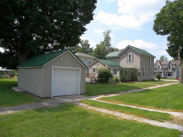 210 N Broadway Street, Mentone, IN 46539