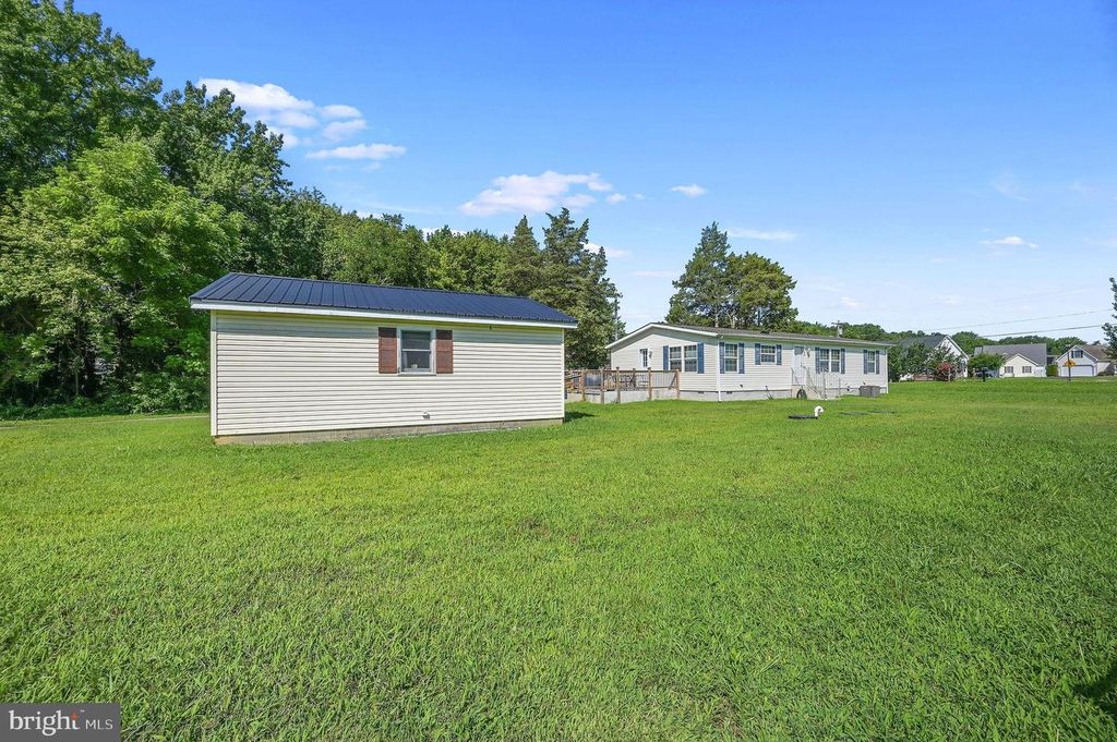 3992 MIDSTATE RD, Felton, DE 19943