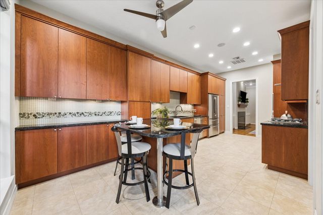 5312 Hidalgo Street, Houston, TX 77056