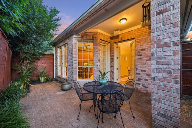 5312 Hidalgo Street, Houston, TX 77056