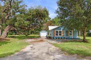 4509 Peck Avenue, Santa Fe, TX 77517