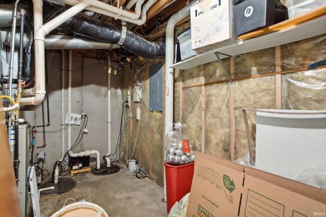 2317 Broken Oak Road, Fort Wayne, IN 46818