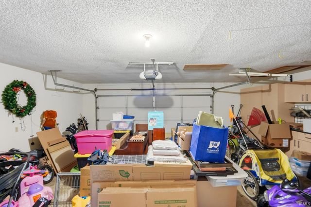 2317 Broken Oak Road, Fort Wayne, IN 46818