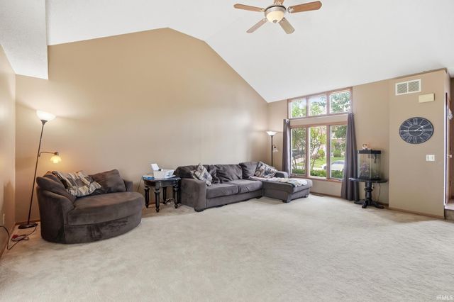 2317 Broken Oak Road, Fort Wayne, IN 46818