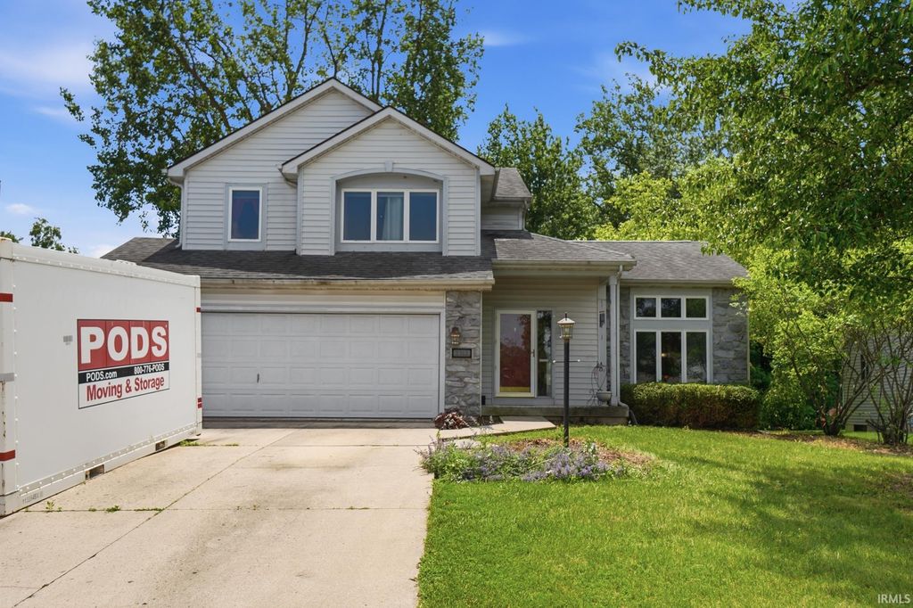 2317 Broken Oak Road, Fort Wayne, IN 46818