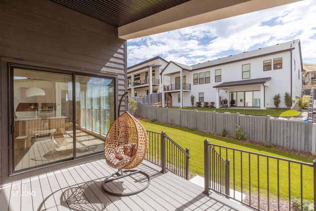 5758 N FOX CANYON RD, Lehi, UT 84048