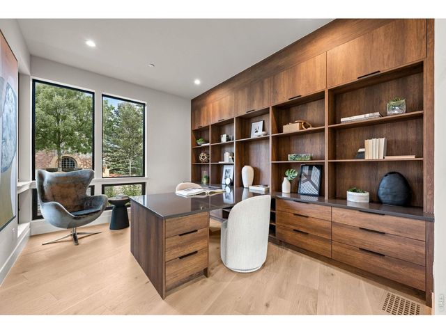 15 Sandy Lake Rd, Cherry Hills Village, CO 80113