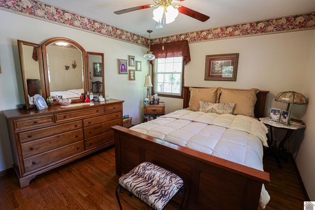 98 Gordon Rd., Benton, KY 42025