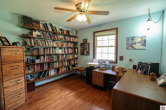 98 Gordon Rd., Benton, KY 42025