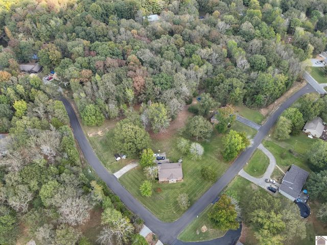 98 Gordon Rd., Benton, KY 42025