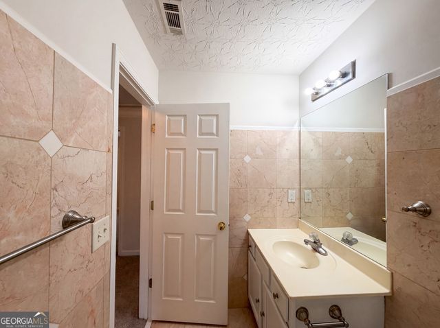 3324 Baymount Way, Lawrenceville, GA 30043