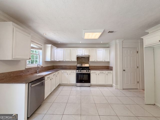 3324 Baymount Way, Lawrenceville, GA 30043