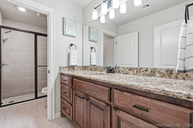 18940 E Twin Creeks Drive, Owasso, OK 74055