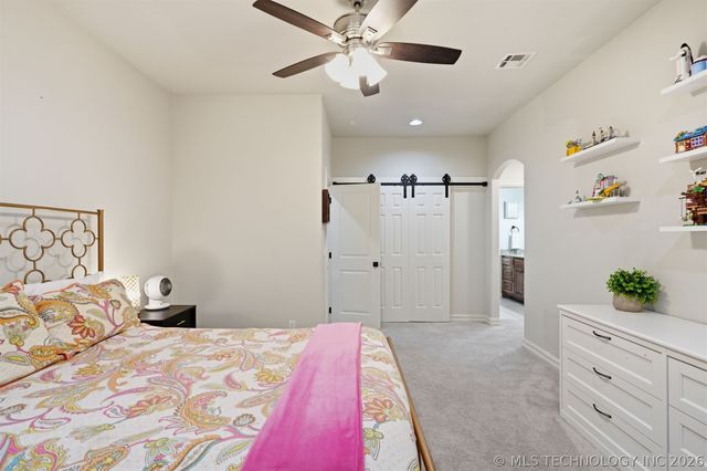 18940 E Twin Creeks Drive, Owasso, OK 74055