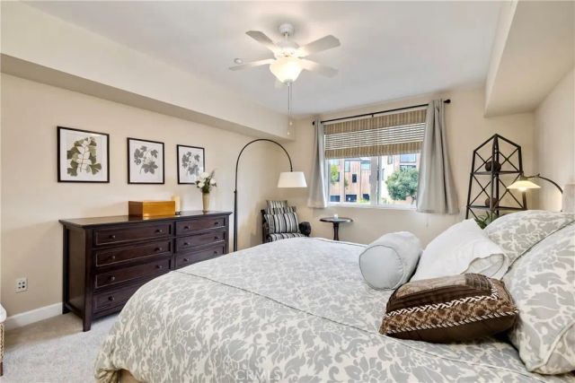 543 LAGUNA Drive, Carlsbad, CA 92008