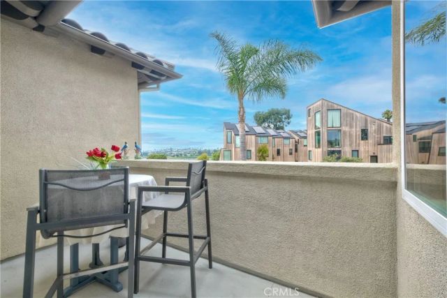 543 LAGUNA Drive, Carlsbad, CA 92008