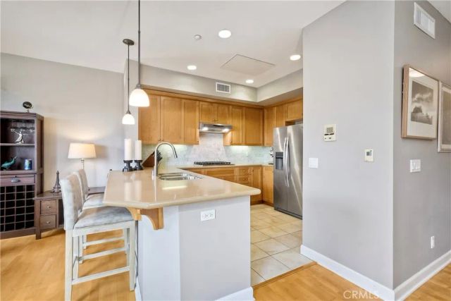 543 LAGUNA Drive, Carlsbad, CA 92008