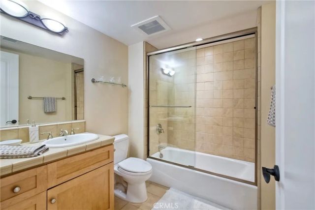 543 LAGUNA Drive, Carlsbad, CA 92008