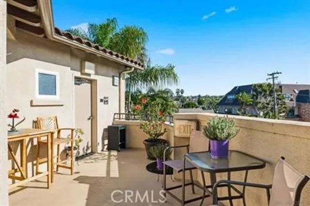 543 LAGUNA Drive, Carlsbad, CA 92008