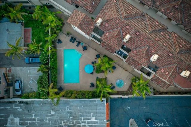 543 LAGUNA Drive, Carlsbad, CA 92008