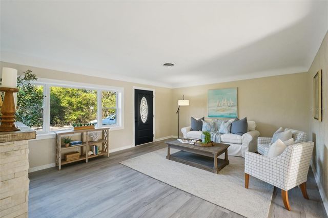 2320 E HARBOR DRIVE S, St Petersburg, FL 33705