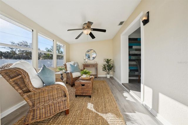 2320 E HARBOR DRIVE S, St Petersburg, FL 33705