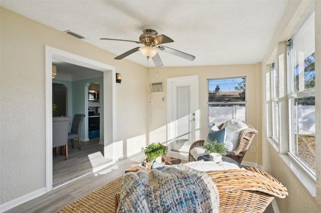 2320 E HARBOR DRIVE S, St Petersburg, FL 33705