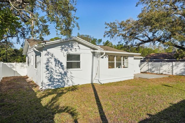 2320 E HARBOR DRIVE S, St Petersburg, FL 33705