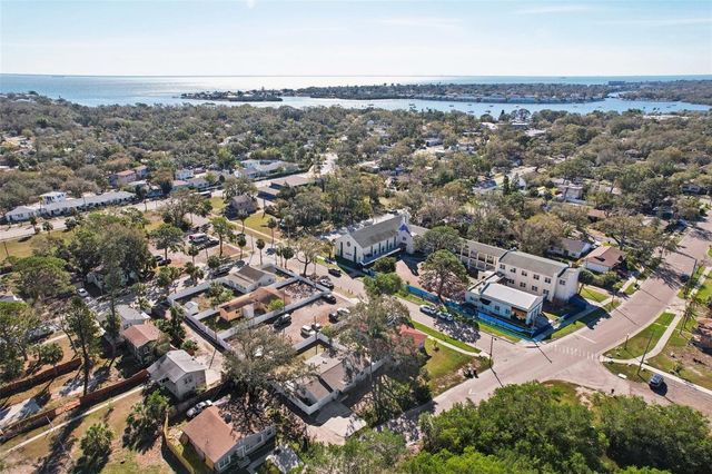 2320 E HARBOR DRIVE S, St Petersburg, FL 33705