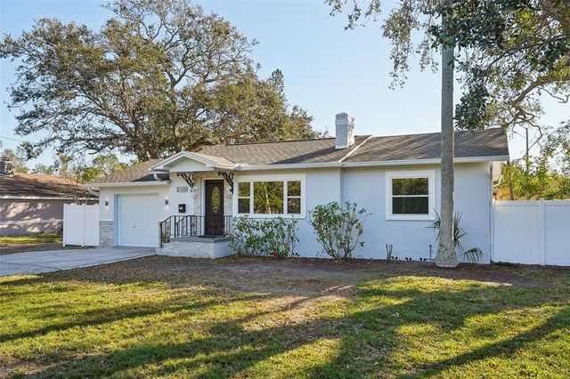 2320 E HARBOR DRIVE S, St Petersburg, FL 33705