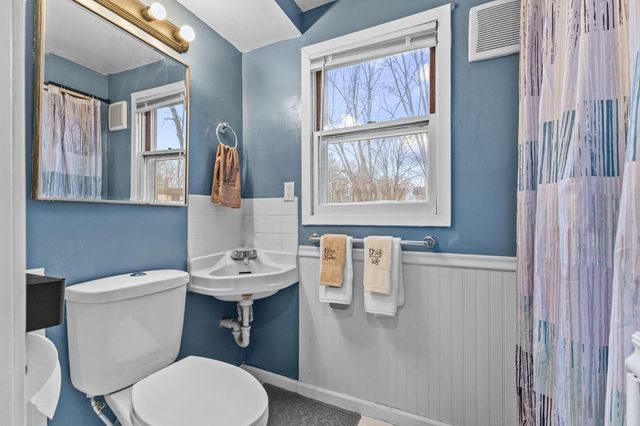 2040 166th Lane NE, Ham Lake, MN 55304