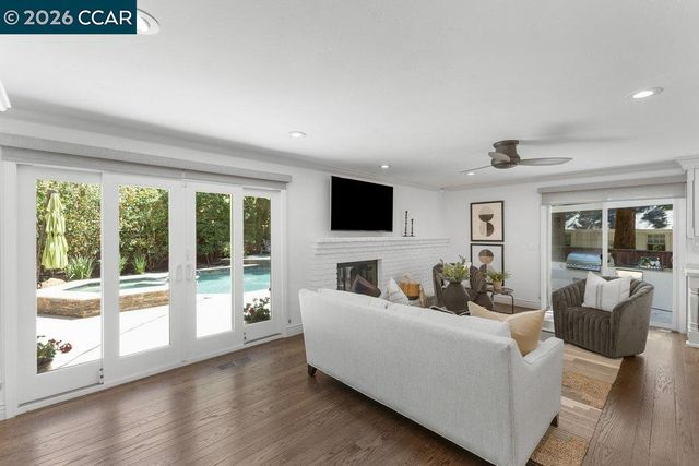 407 Fremerey Ct, Danville, CA 94506