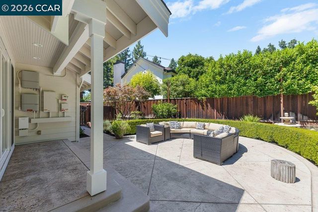 407 Fremerey Ct, Danville, CA 94506