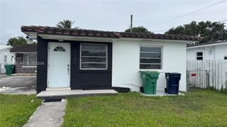 7235 SW 23rd St 7235, Miami, FL 33155